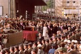 thumbnail: De begrafenis van Boudewijn in 1993 was een ongezien moment van nationale rouw. 
