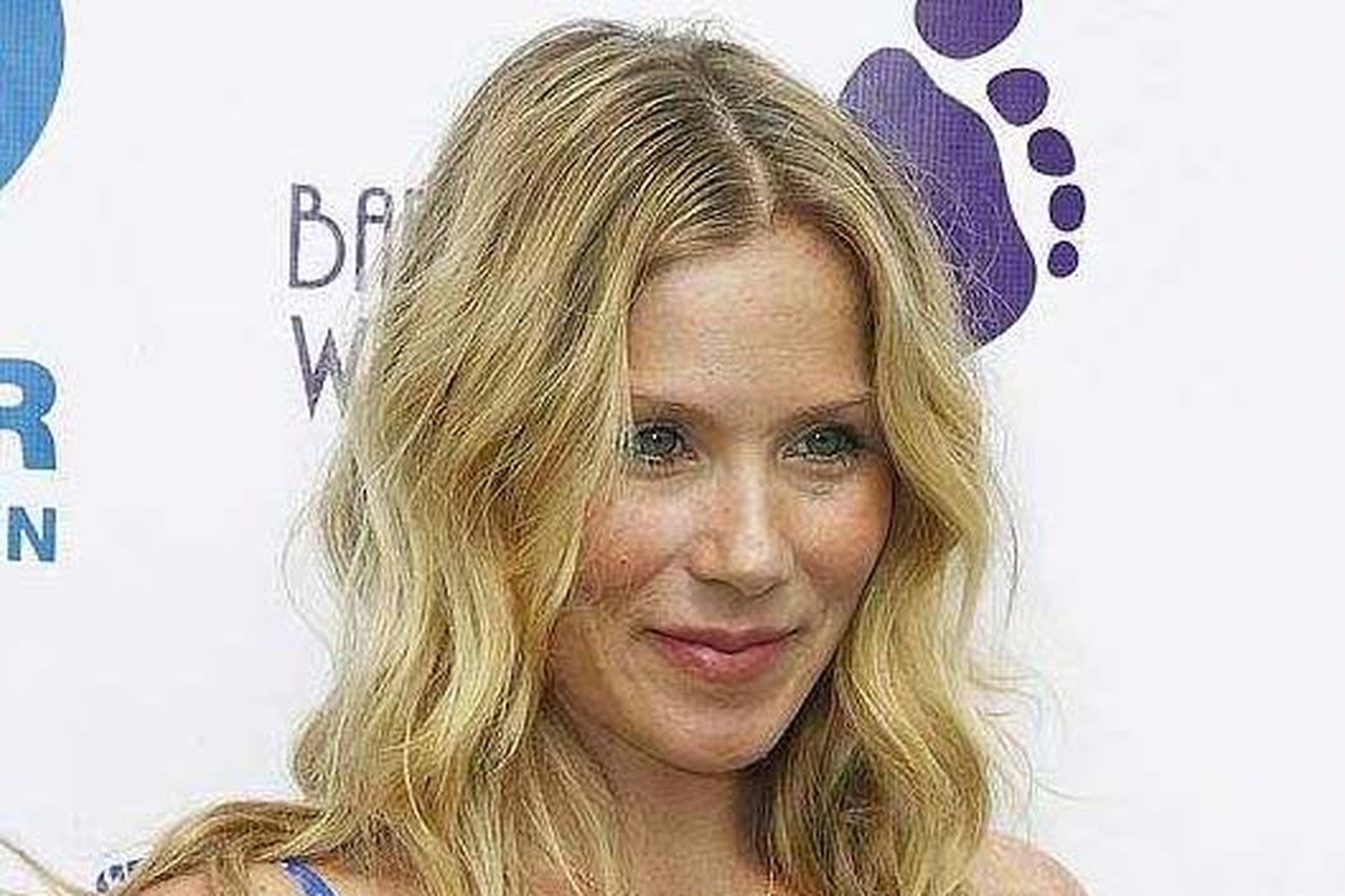 Dochter na kanker voor Christina Applegate | De Standaard Mobile