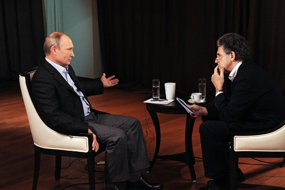 Der deutsche Journalist Hubert Seipel interviewt 2014 den russischen Präsidenten Wladimir Putin.