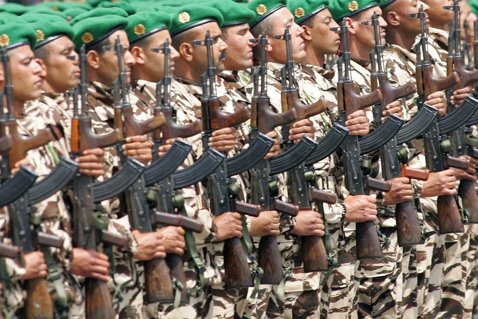 Marokkaanse soldaten paraderen in 2006. 