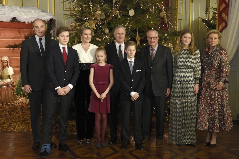 De koninklijke familie bij het jaarlijkse kerstconcert op het koninklijk paleis. 