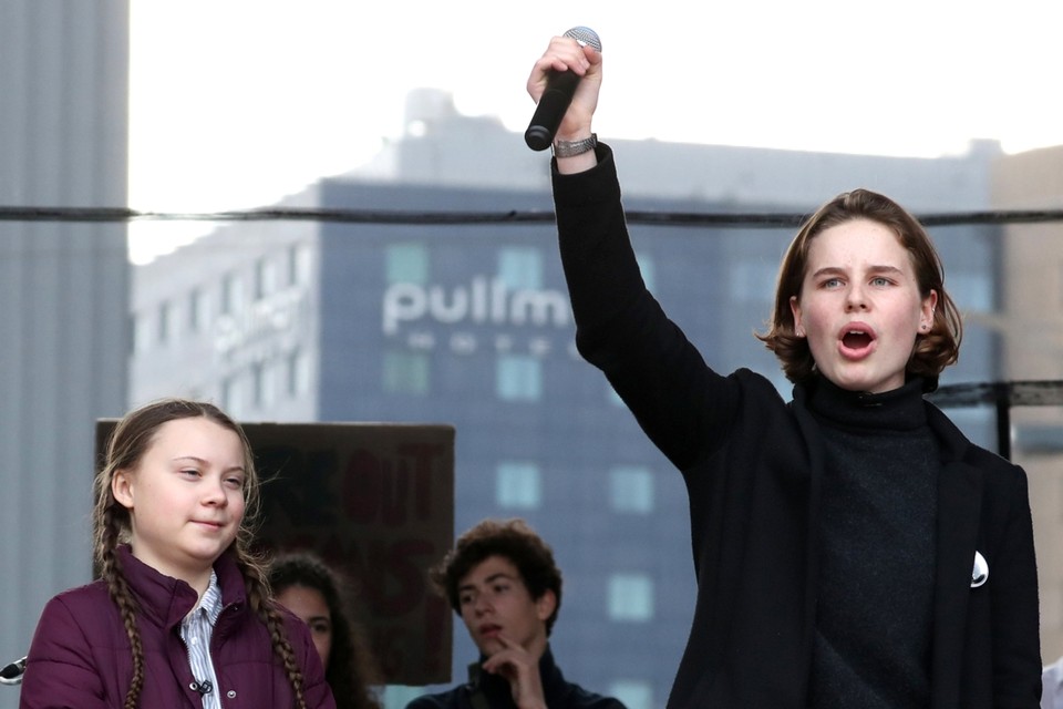 Greta Thunberg (links) en Anuna De Wever 