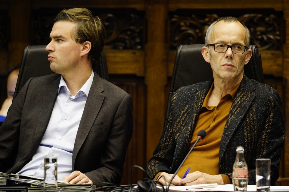 In Gent zitten de coalitiegesprekken tussen de Open VLD (Mathias De Clercq, l.) en Groen (Filip Watteeuw) weer in het slop. 