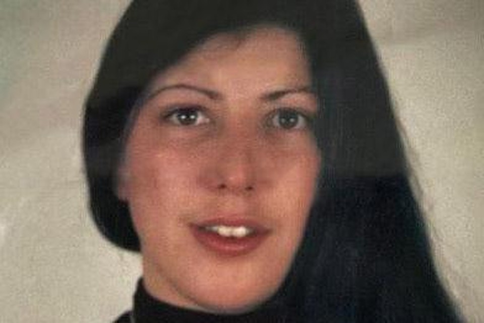 Het slachtoffer zou Rita Roberts zijn, een vrouw van toen 31 jaar, die in februari 1992 vanuit Cardiff naar Antwerpen was verhuisd.