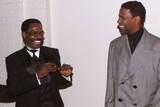 thumbnail: Rubin ‘Hurricane’ Carter (links) met acteur Denzel Washington.