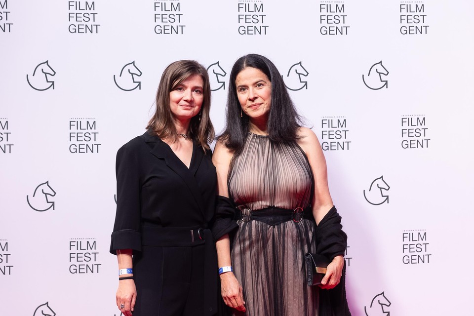 Regisseur Teodora Ana Mihai en actrice Arcelia Ramirez van openingsfilm . 