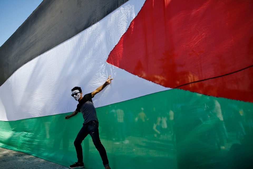 Palestijnen vieren het akkoord tussen Fatah en Hamas. 