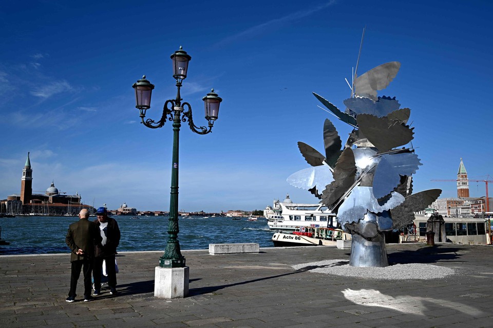 Venetië, met sculptuur.