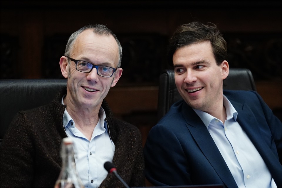 Schepen Filip Watteeuw en burgemeester Mathias De Clercq. 