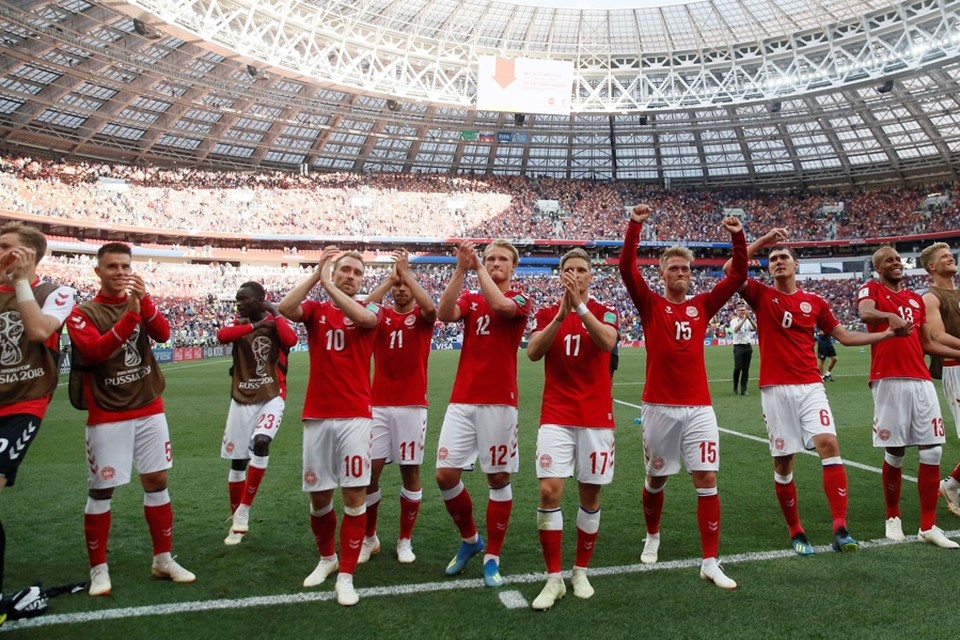 Juichende Denen op het WK in Rusland, nu is de sfeer heel wat minder goed. 