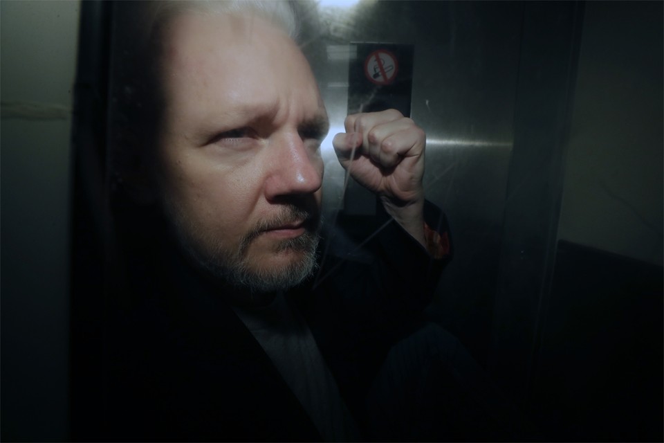 WikliLeaks-oprichter Julian Assange is aangeklaagd op grond van de antispionagewetten. 