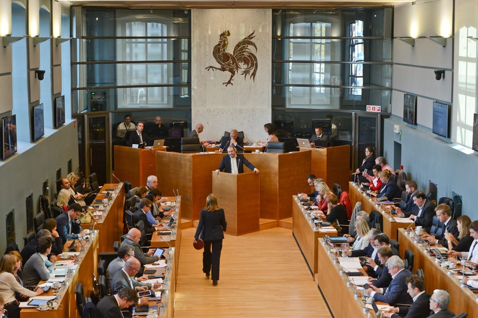Het Waals parlement gaat een periode van grote onzekerheid tegemoet. 