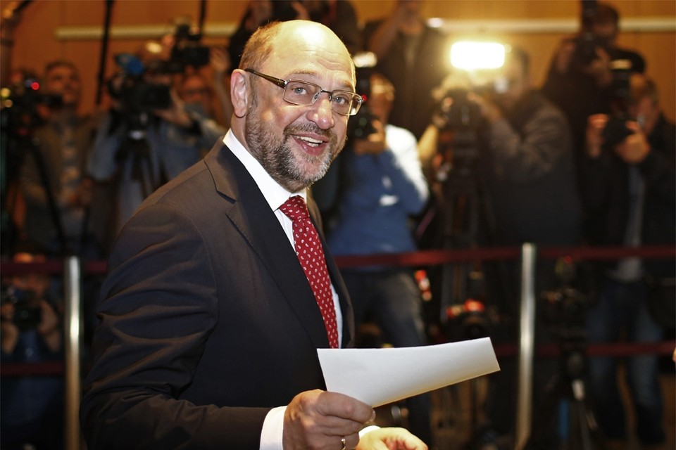 Schulz ging stemmen in Würselen, nabij Aachen 