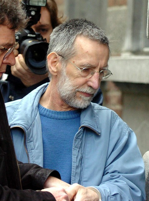 Fourniret tijdens zijn proces in 2004. 