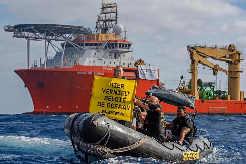 Greenpeace-activisten protesteren in 2021 tegen de diepzeemijnbouwpraktijken van GSR Global Sea Mineral Resources, een dochterbedrijf van Deme, in de Stille Oceaan.