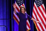 thumbnail: Nancy Pelosi viert de Democratische herovering van het Huis.