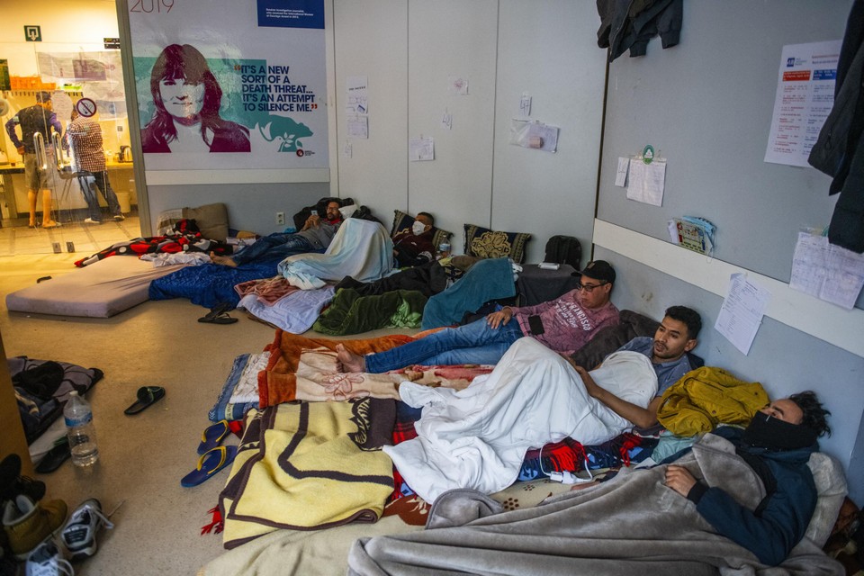 De hongerstakers in de VUB eind juni. 