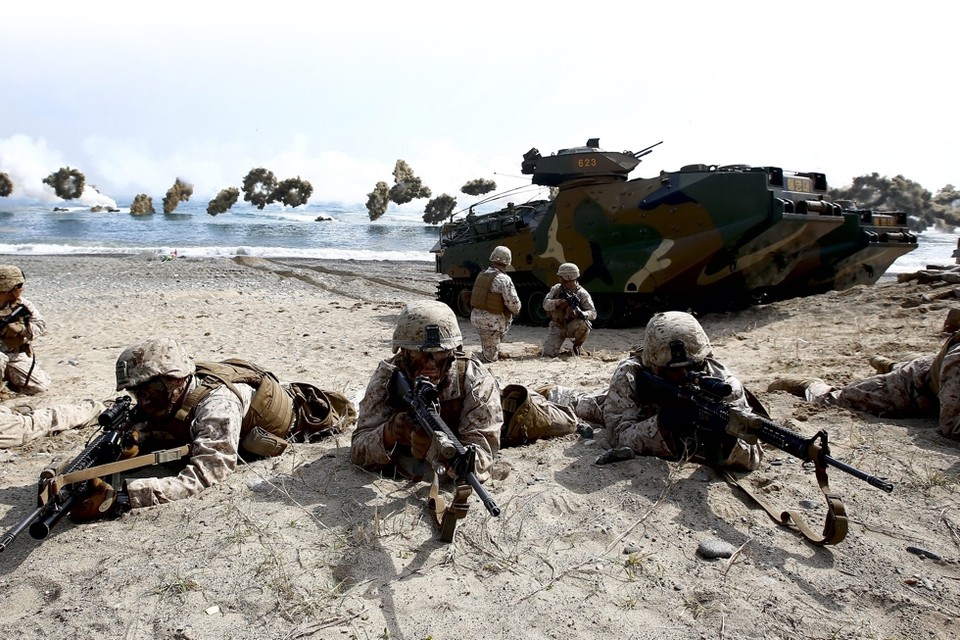 Amerikaanse en Zuid-Koreaanse militairen tijdens een oefening in 2014 