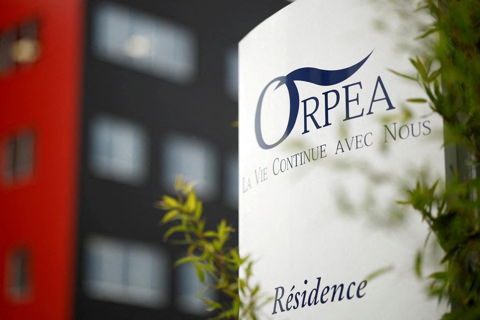 Er lopen gerechtelijke onderzoeken naar het vorige management van Orpea. 