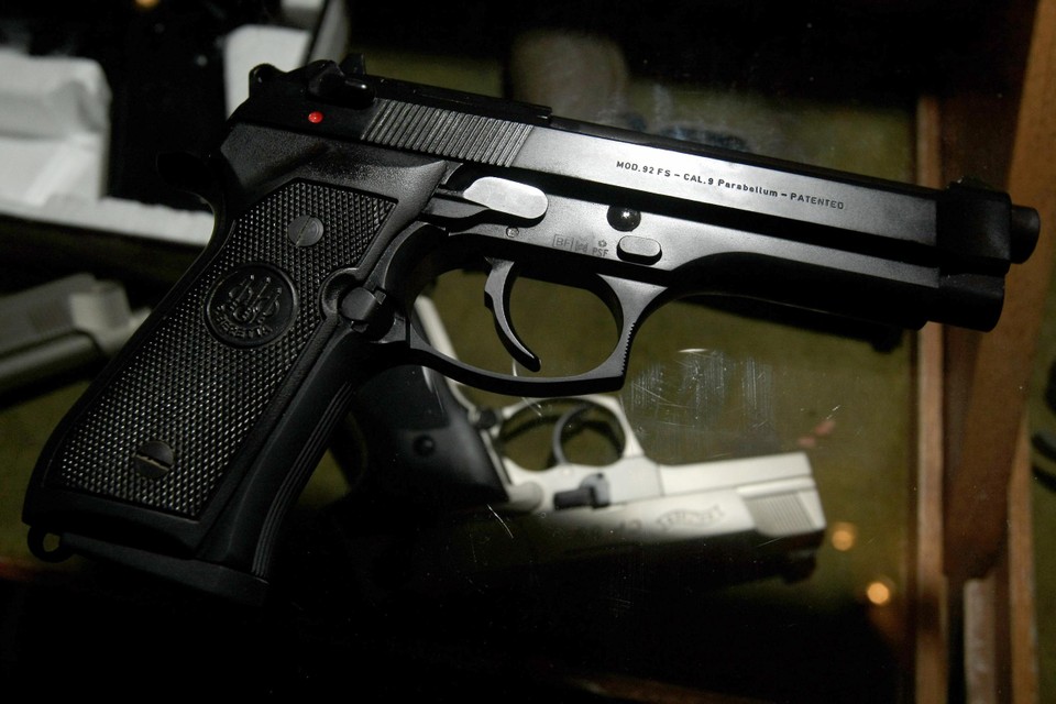 Een Beretta 92, een van de wapens die geregeld opduiken in het drugsmilieu.