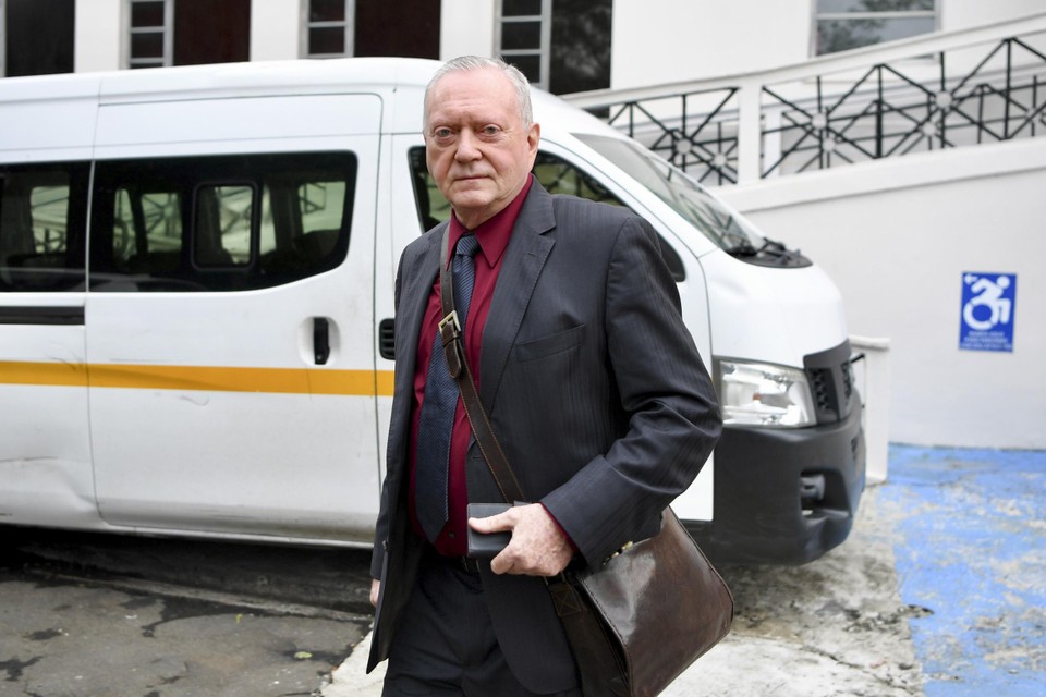 Jürgen Mossack bij het verlaten van de rechtszaal woensdag.