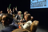 thumbnail: De Standaard en Le Soir brachten negen partijtenoren samen rond de tafel voor een verkieizingsdebat.
