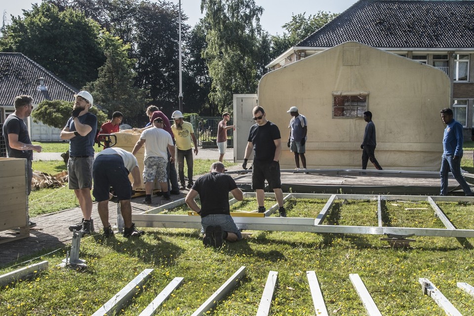 70 asielzoekers zullen onderdak vinden in tenten van het asielcentrum in Arendonk. 