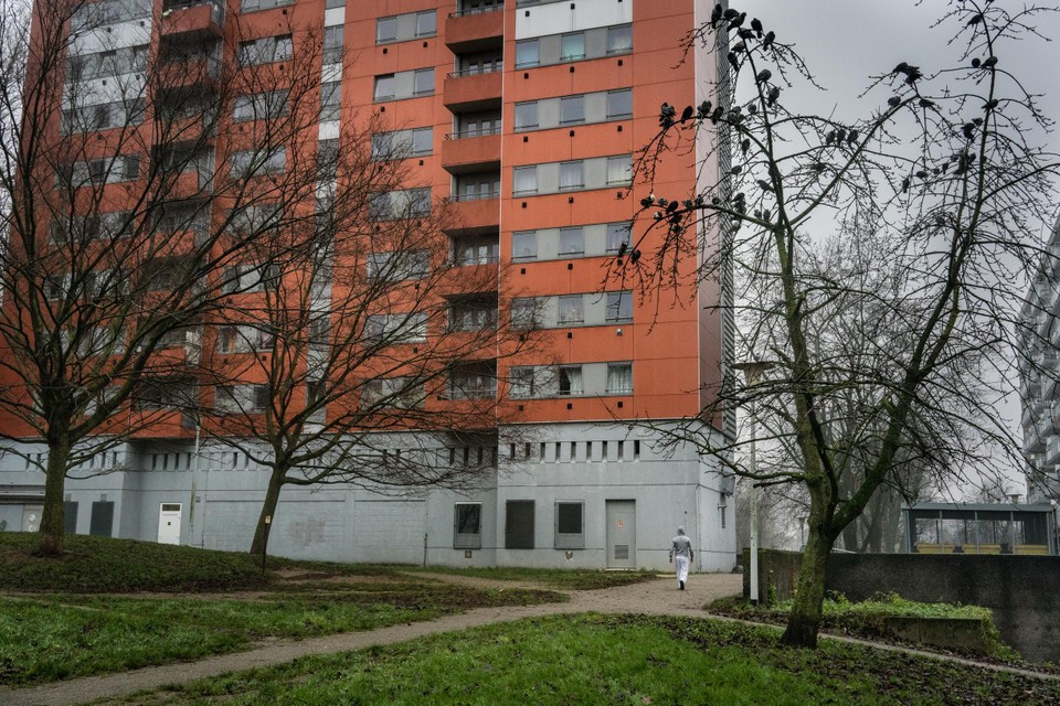 De sociale woningbouw in het Brussels Gewest  dreigt als een pudding in elkaar te zakken.