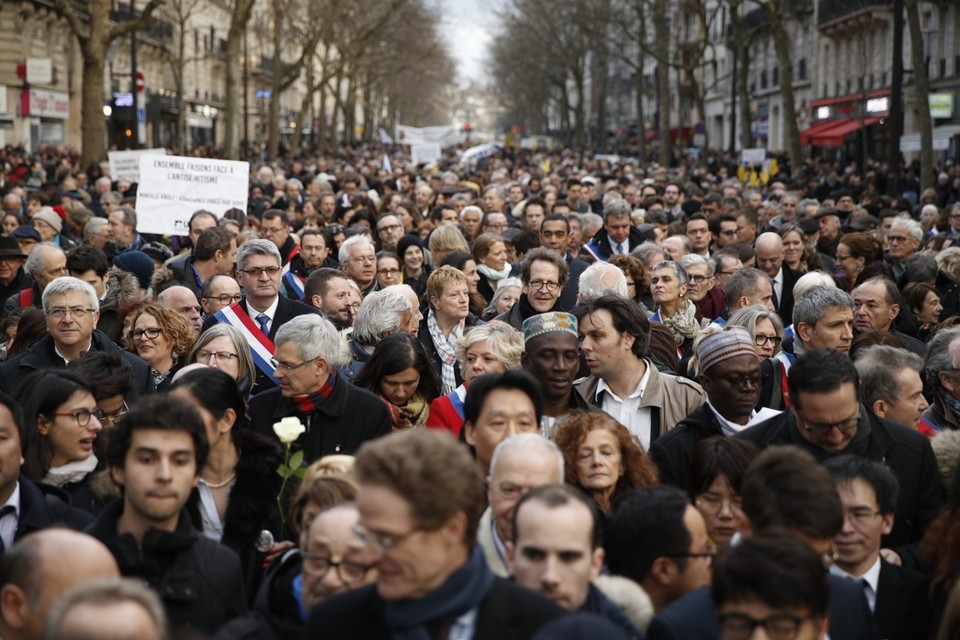 Duizenden Fransen kwamen op straat na de moord op Mireille Knoll 