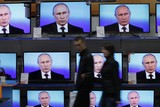 thumbnail: DONDERDAG. De Russische president Vladimir Poetin noemt de militaire actie in Oost-Oekraïne een ‘zware misdaad’. Hij hoopt op een diplomatieke oplossing. Maar een Russische interventie is mogelijk, zo zei hij tijdens zijn jaarlijkse ‘vraag-en-antwoord’-marathon op televisie.