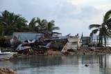 thumbnail: <P>Op het eiland Weno verwoestte de orkaan verschillende huizen. </P>