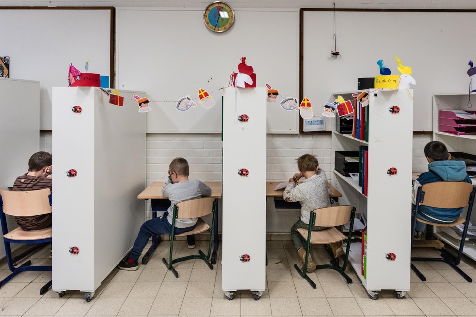 Basisschool  Matadi in Leuven, waar kinderen zich even kunnen afzonderen als ze overprikkeld raken.