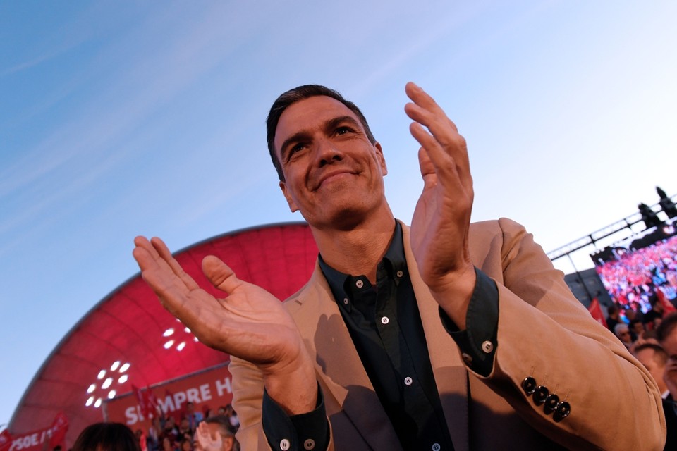 Pedro Sánchez bevestigt de goede score van de PSOE 