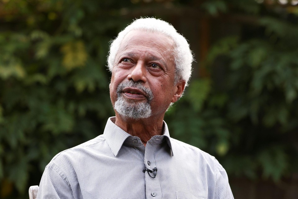 Nobelprijswinnaar Abdulrazak Gurnah, auteur van ‘Aan zee’