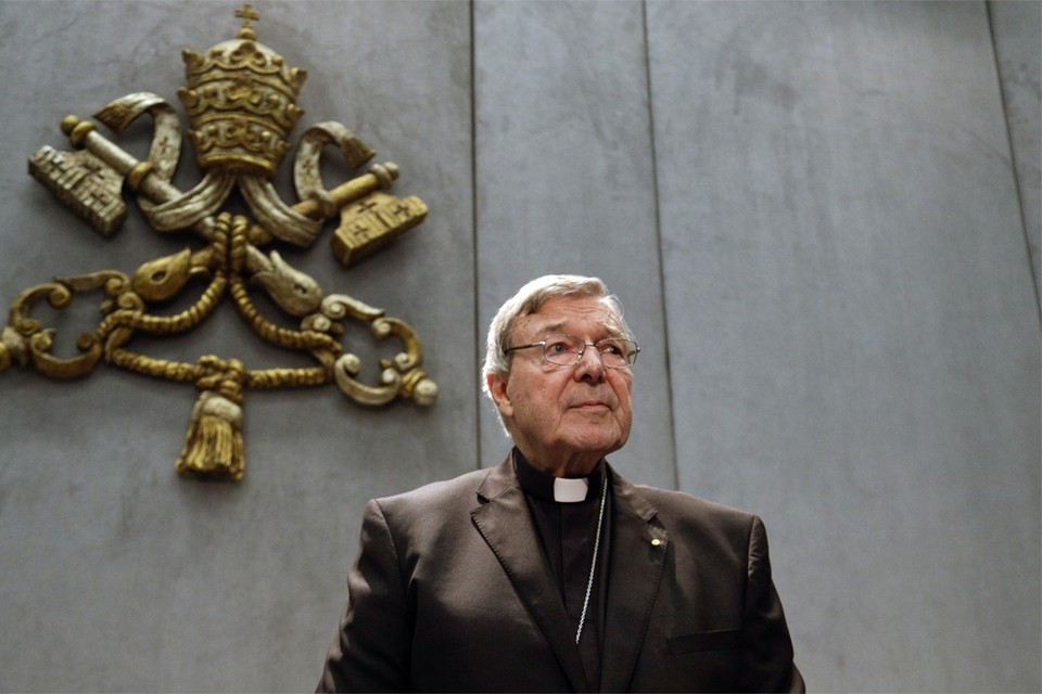 De Australische kardinaal George Pell, beticht van kindermisbruik 