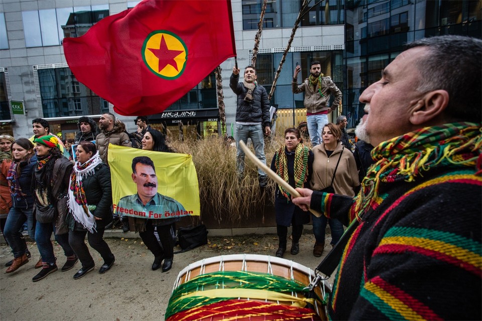 Themabeeld: Een betoging van Koerden in Brussel 