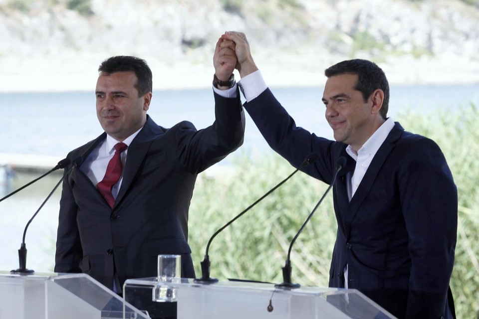 Zaran Zaev en Alexis Tsipras 